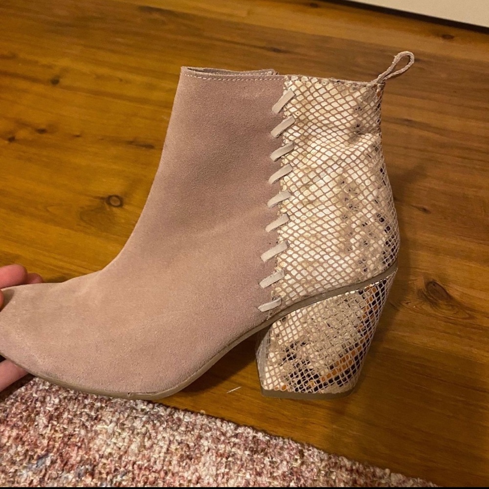 Naughty Monkey suede snake print boots!